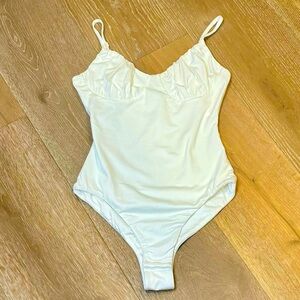 Princess Polly White Bodysuit Size 4 US